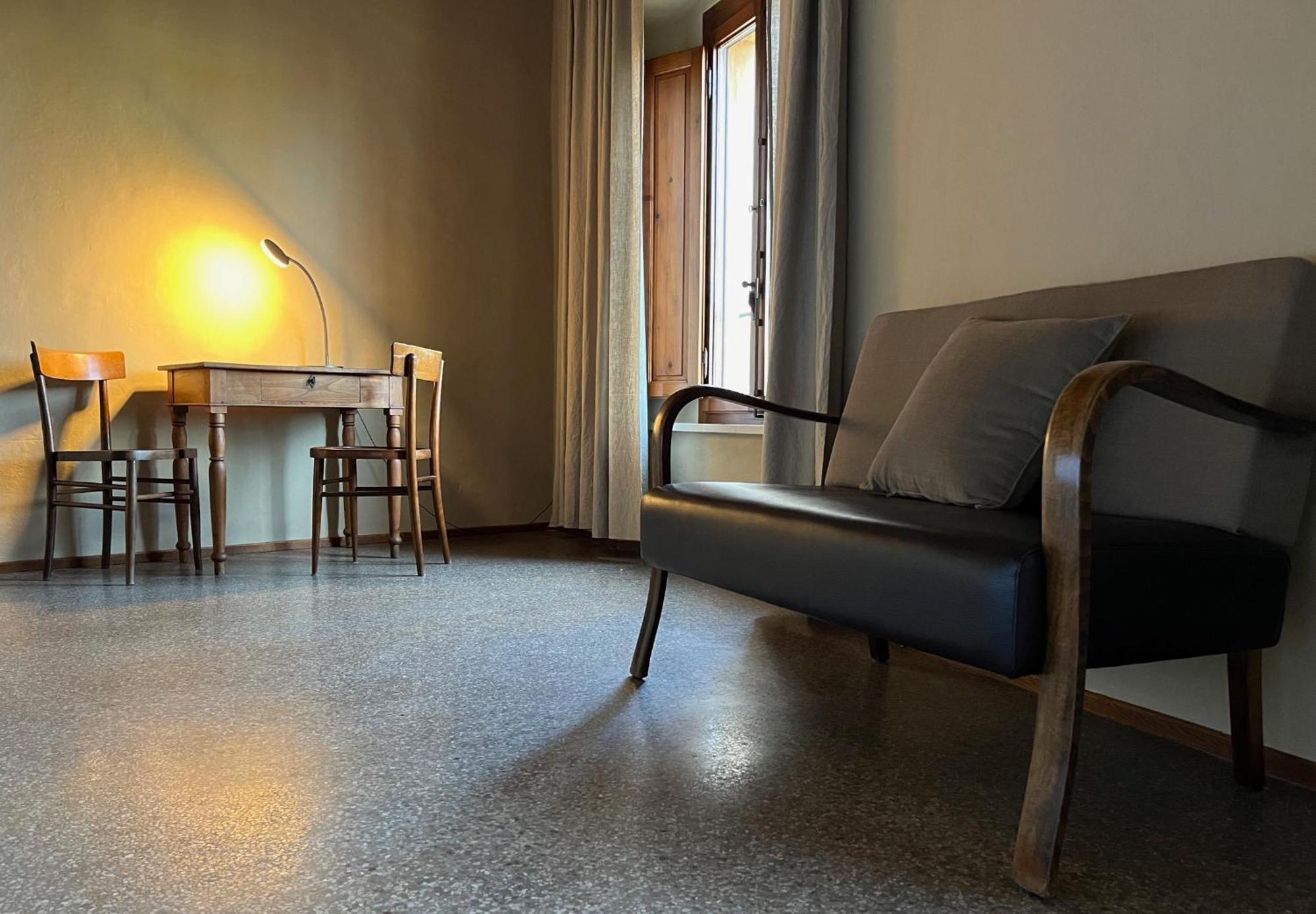 B&B Lo Scudaio Palazzo Marchionneschi 蒙泰斯库达伊奥 外观 照片