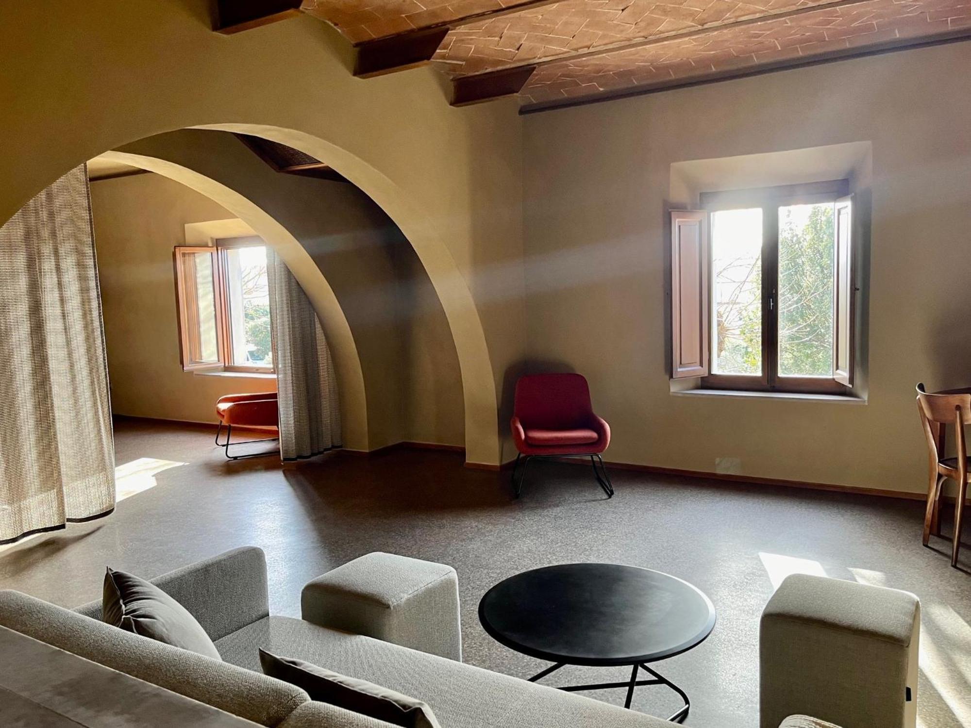 B&B Lo Scudaio Palazzo Marchionneschi 蒙泰斯库达伊奥 外观 照片